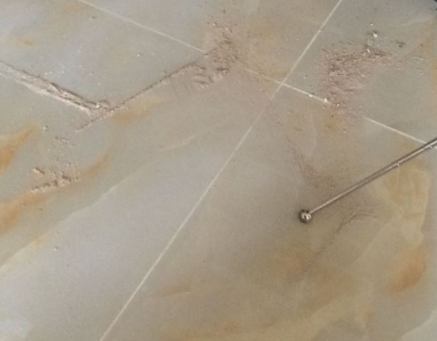 龙圩瓷砖空鼓维修公司分享粘合剂选择不当在瓷砖铺贴过程中可能导致以下问题